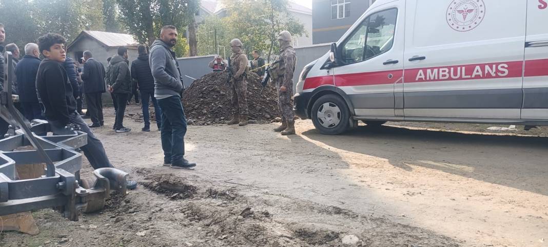 Emekli polis ailesini öldürdü! 4